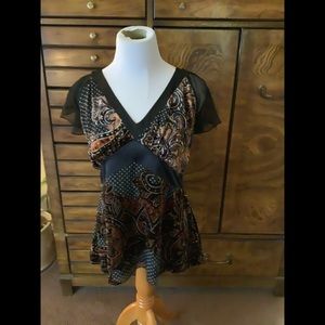 Women’s Elegant Graphic Design Silky Blouse